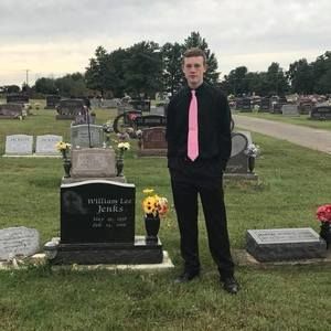 Meet your Posher, Zach